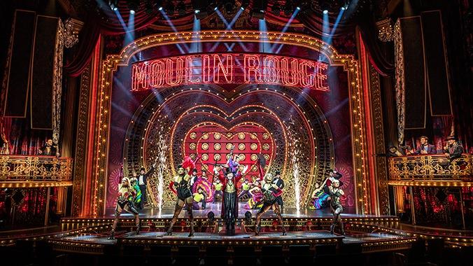 Eröffnungsnummer vom Musical "Moulin Rouge" im Musical Dome Köln